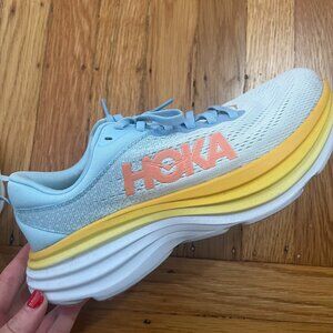 Hoka Bondi 8 Sneakers